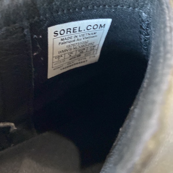 Sorel Cate Cutout Suede & Pebbled Leather Booties - Picture 3 of 8